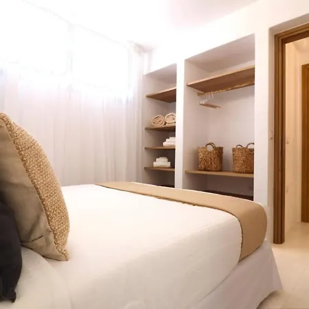 The Nine Graces - Apartements Apartman *