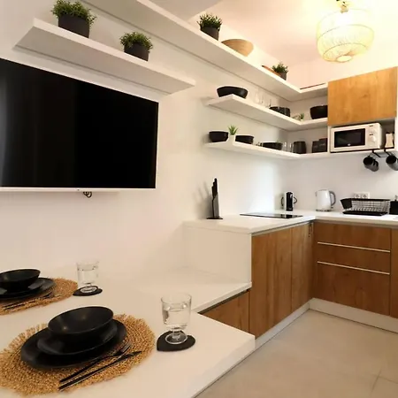 The Nine Graces - Apartements Apartman *